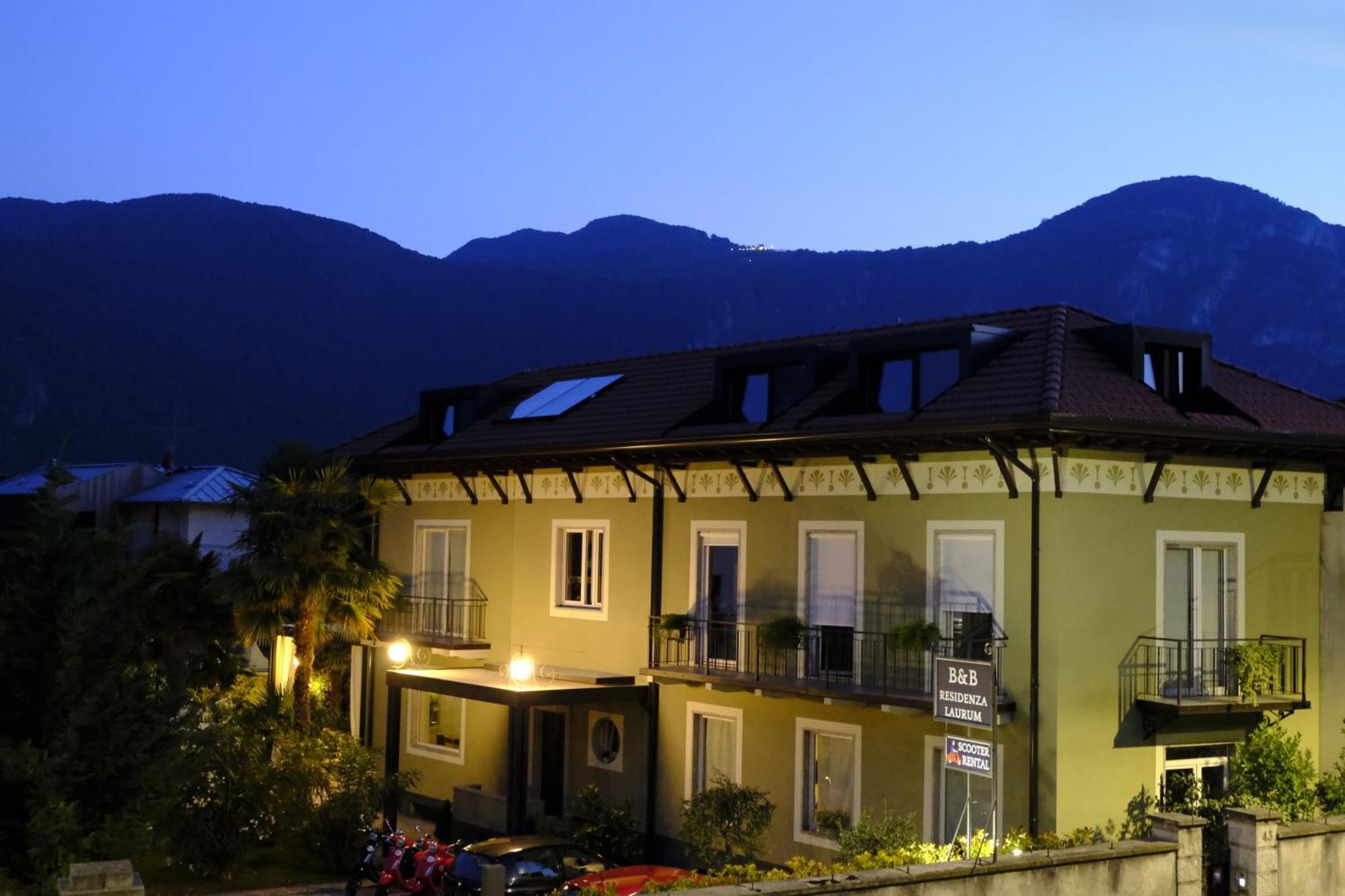 Residenza Laurum Mandello del Lario Exterior photo